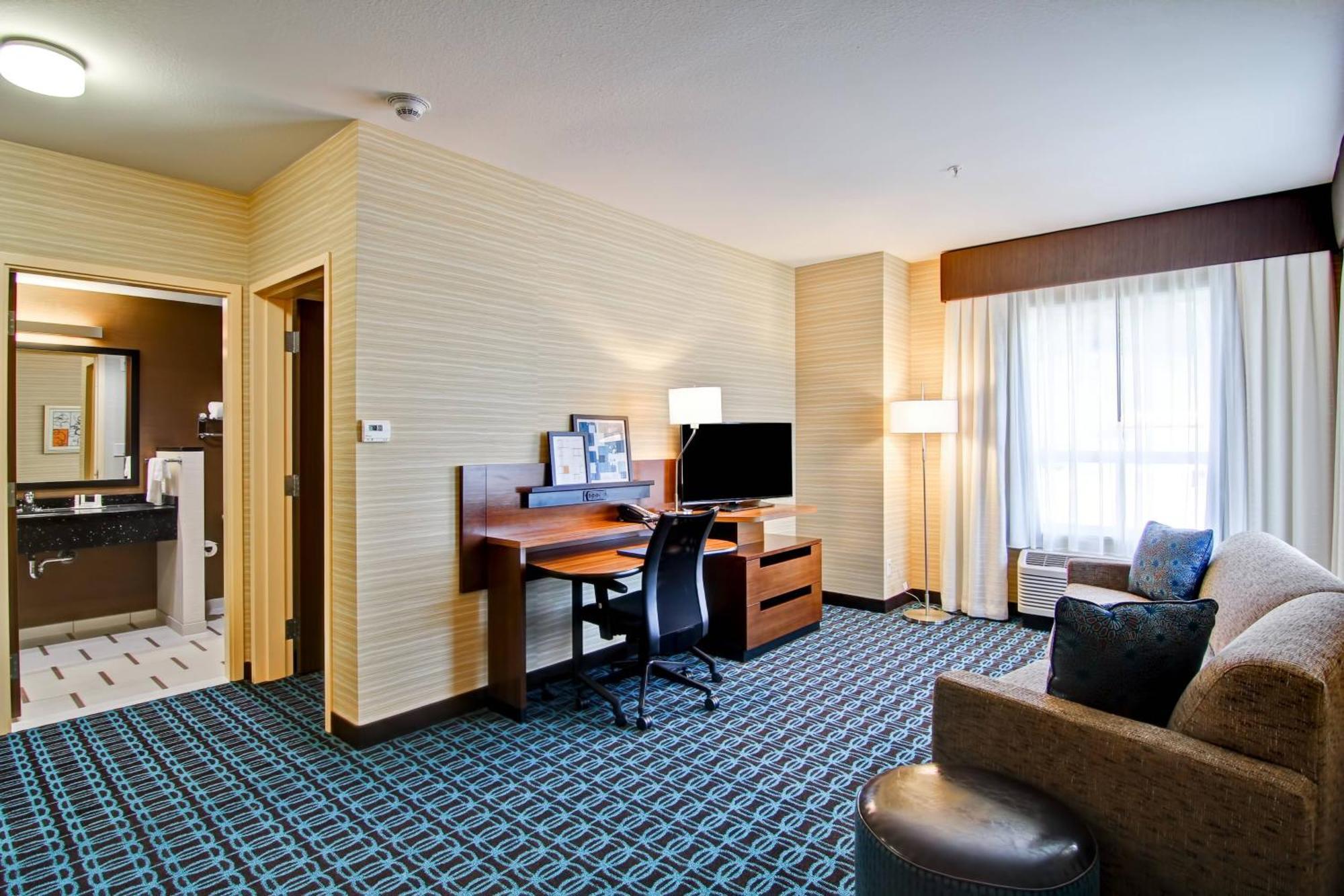 Fairfield Inn & Suites By Marriott Kamloops Eksteriør bilde