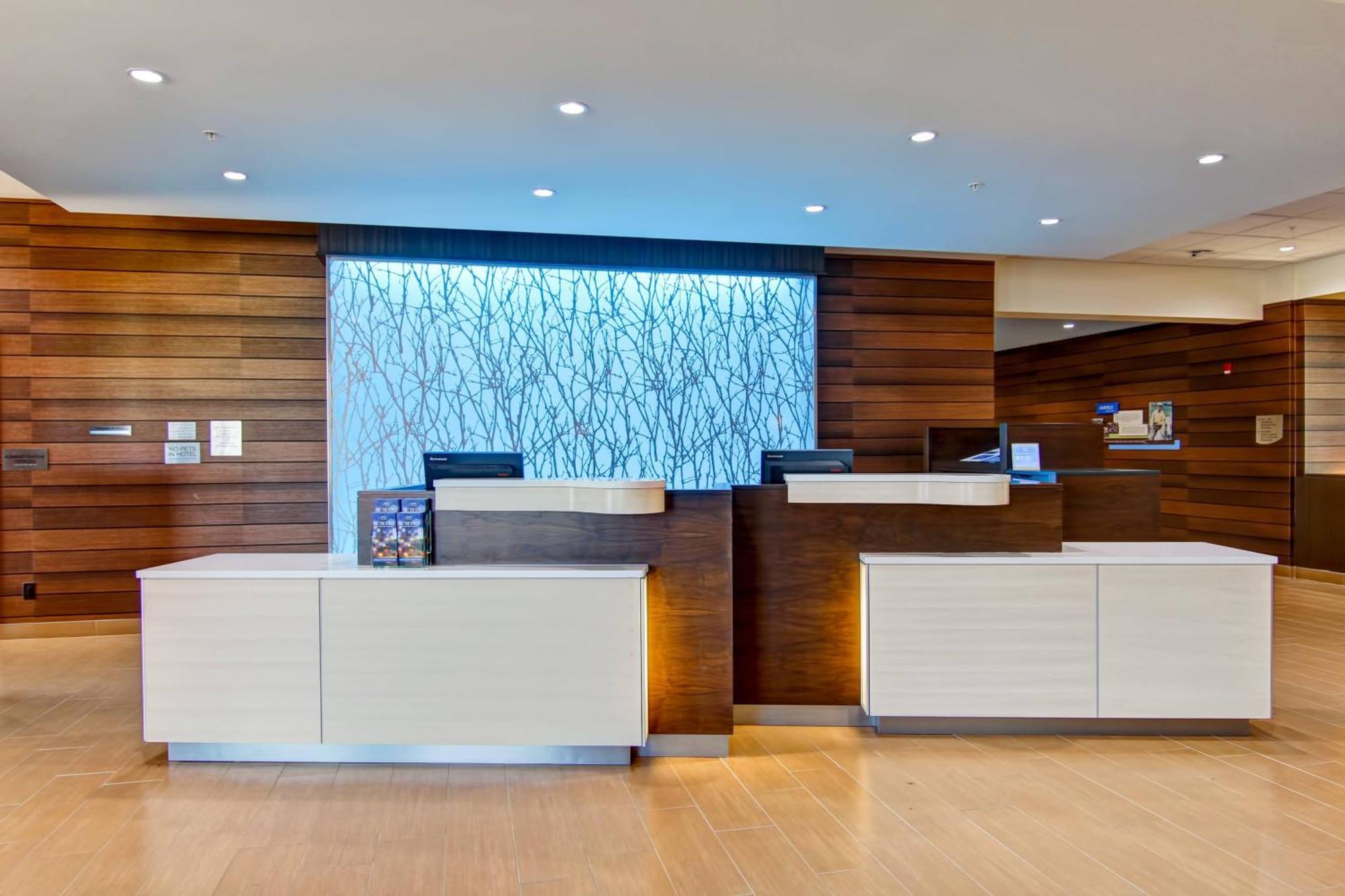 Fairfield Inn & Suites By Marriott Kamloops Eksteriør bilde