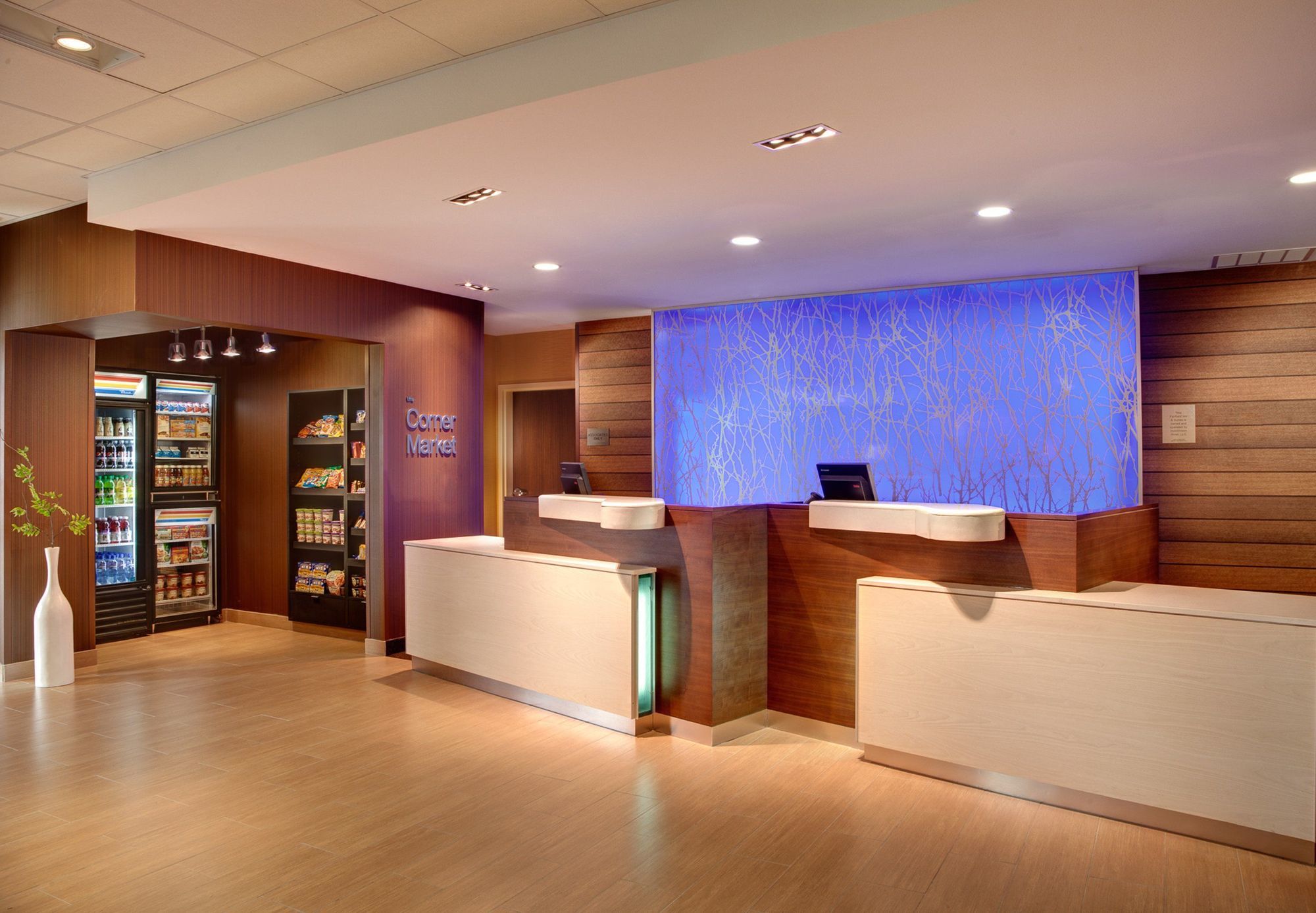 Fairfield Inn & Suites By Marriott Kamloops Eksteriør bilde