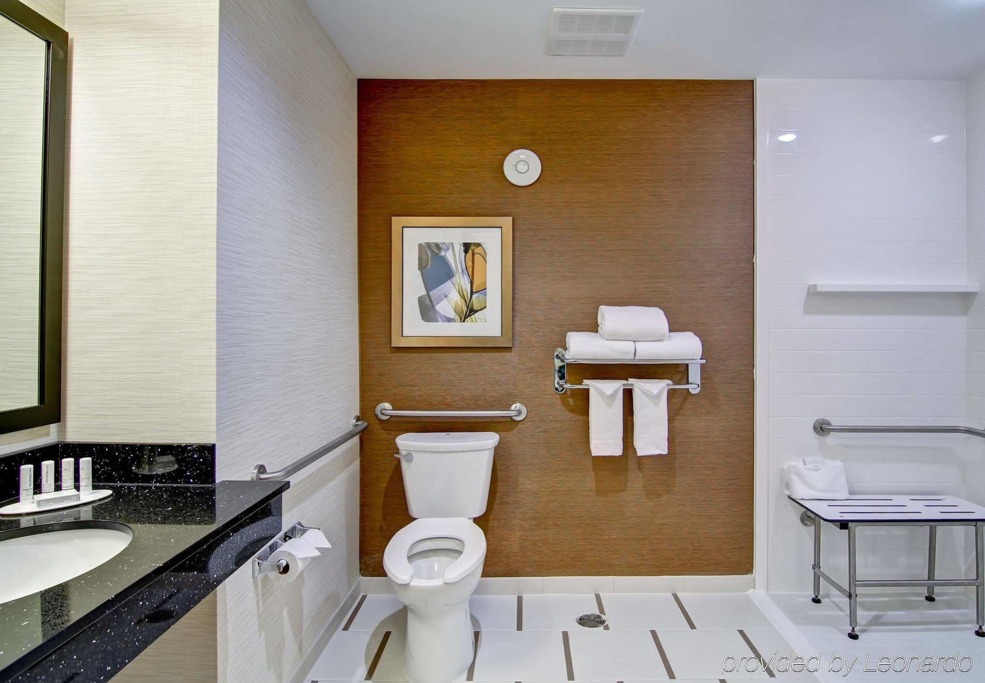 Fairfield Inn & Suites By Marriott Kamloops Eksteriør bilde